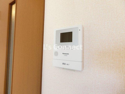 【セキュリティ】 | パディーコートＢ棟 | 突然の来客もＴＶモニターホンでしっかり確認。