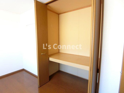 【収納】 | パディーコートＢ棟 | 奥行きのある収納でお荷物もすっきりしまえます。