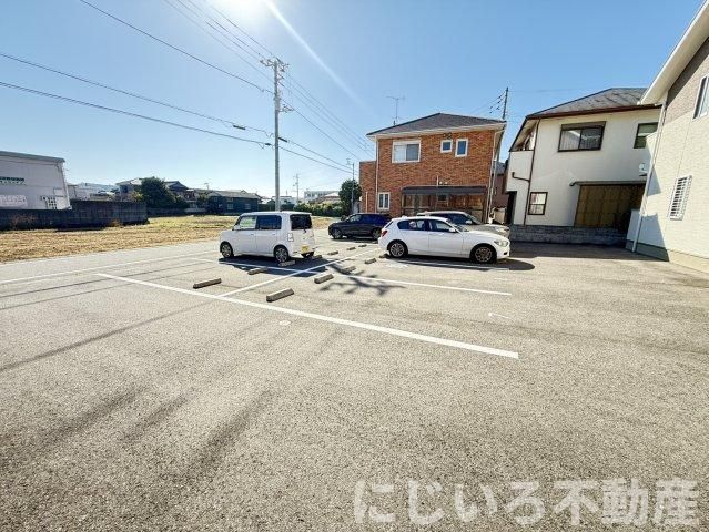 トレランスMの駐車場