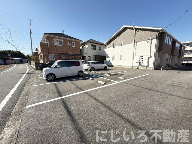 トレランスMの駐車場