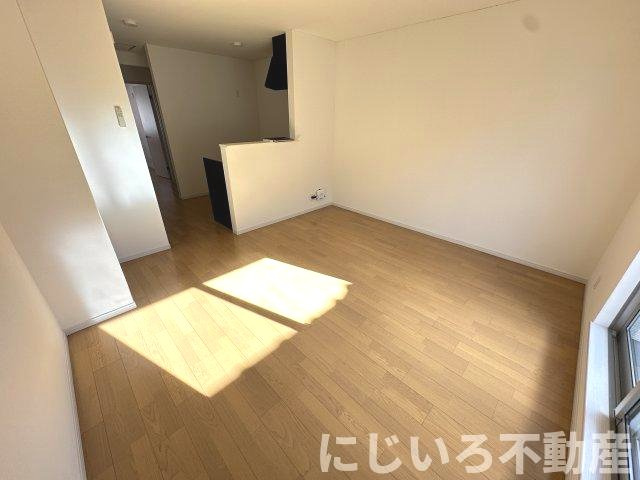 トレランスMの居間・リビング