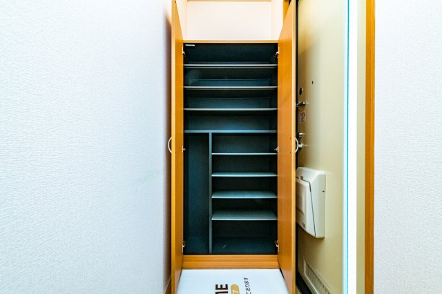 アムール宮沖　Bの玄関