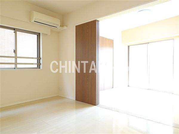 エルミタージュ代田橋の居間・リビング