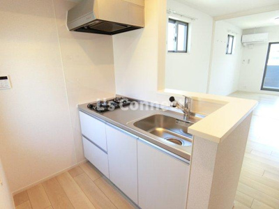 【キッチン】 | ノイエテルノＢ | ２口ガスコンロのシステムキッチン。