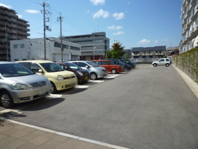 【駐車場】 | サンレスポアール