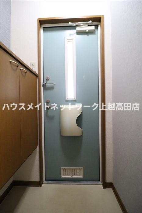 フィルコート新町 参番館の玄関|玄関（参考同型201号室室内写真）