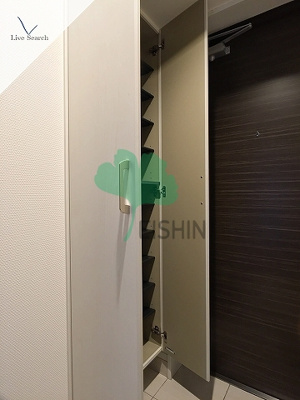 【玄関】 | ウインステージ箱崎2 | 下駄箱もしっかりついてます！