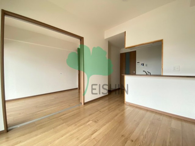 【居間・リビング】 | 第43川崎ビル | アレンジ自由自在の広々空間です！