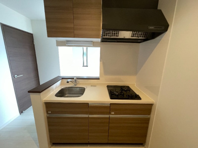 【キッチン】 |  Regalest Lieto 大橋(レガリスト リエット大橋) | シンプルな清潔感のあるキッチンです！