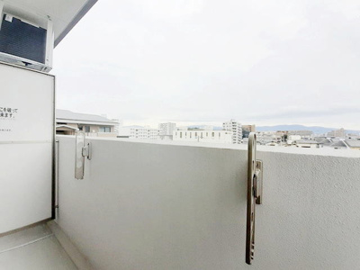 【バルコニー】 | パルトネール板付 | 日当たりの良いバルコニーです！