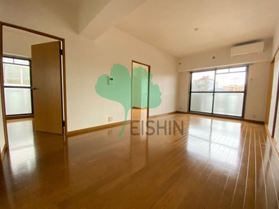  | クレスティ空港前