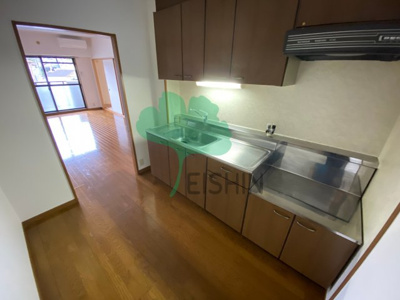 【キッチン】 | クレスティ空港前 | シンプルな清潔感のあるキッチンです！