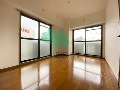 【寝室】 | クレスティ空港前 | 寝室です。