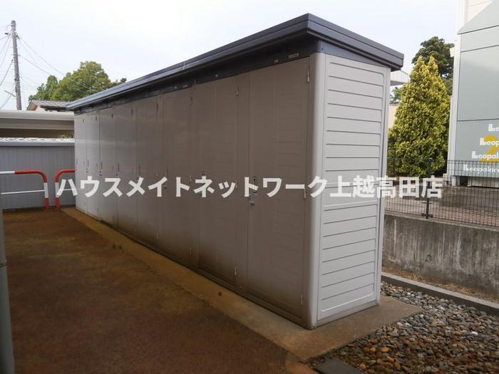 プレシャスの設備|外部物置