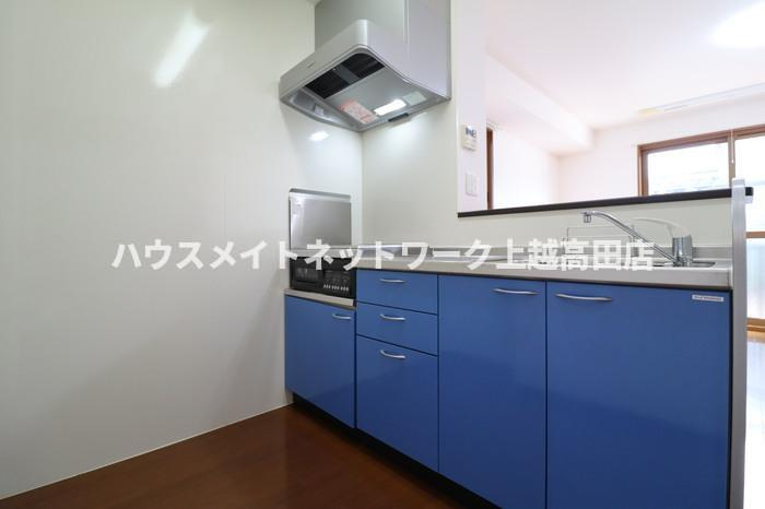 プレシャスのキッチン|キッチン（参考同型101号室室内写真）