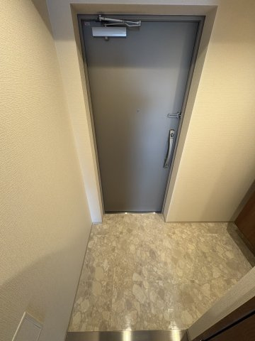 【玄関】