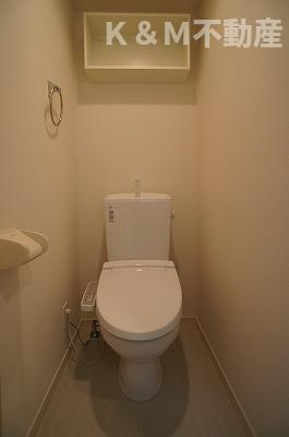 リブリ・シェーヌのトイレ|落ち着いた色調のトイレです