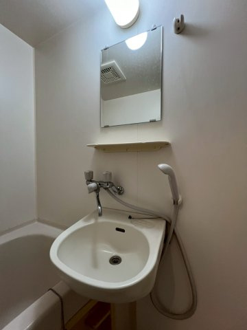 ロジュマンロータリーの洗面所