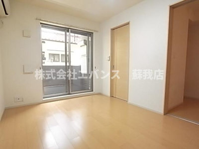 【洋室】 | アルページュ | 使い勝手のいい洋室です