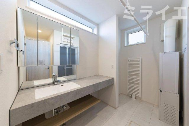 【新築戸建】札幌市東区北19条東10丁目2棟の洗面所|同仕様物件