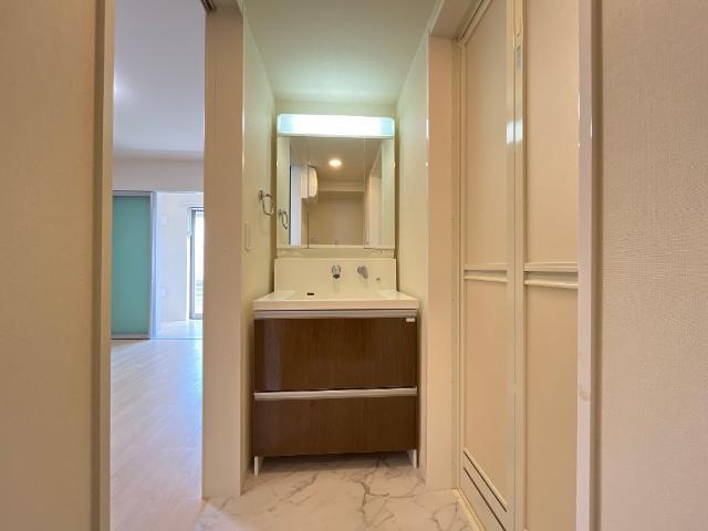 【洗面所】 | ディモーラ山崎