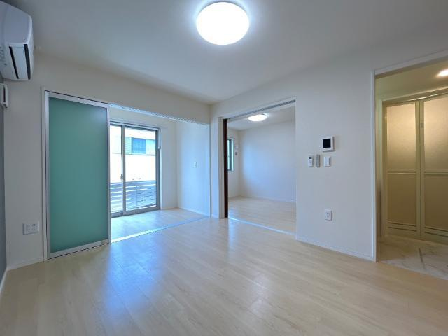 【居間・リビング】 | ディモーラ山崎