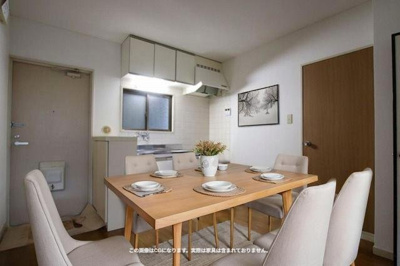 南東向きの明るい６帖洋室です！