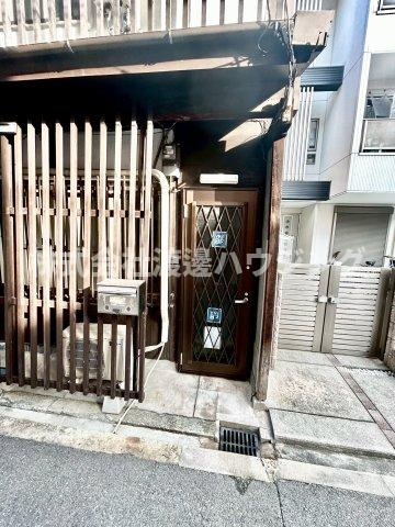 玉出東2丁目テラスハウスのエントランス