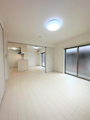 【内装】 | リブリ・ドルフone