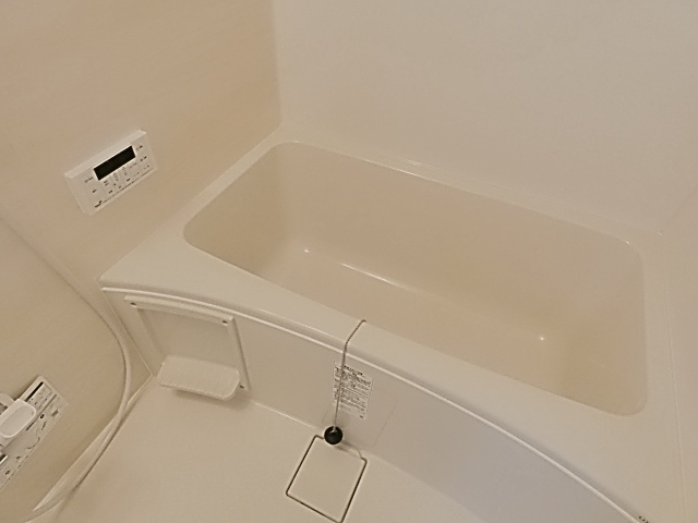 ウェルフォート幸川の浴室