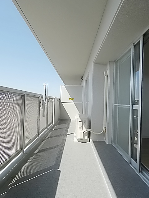 ウェルフォート幸川のバルコニー