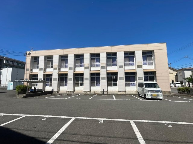 レオパレス向Ｂの外観