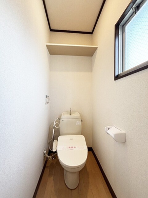 温水洗浄機能付きのトイレ