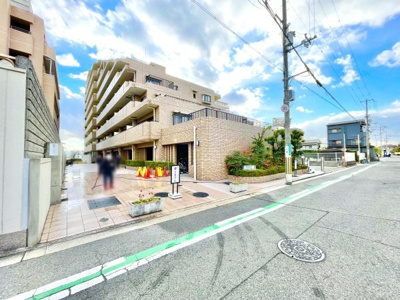 【外観】 | ライオンズマンション上野芝５丁 | JR阪和線「上野芝」駅が徒歩6分。通勤にも外出にもアクセス良好。家族でおでかけすることも増えそうですね♪