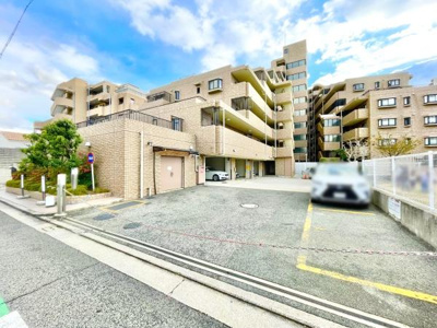 【その他】 | ライオンズマンション上野芝５丁 | 元気なお子様のお外遊びも、公園が近くにあれば安心！