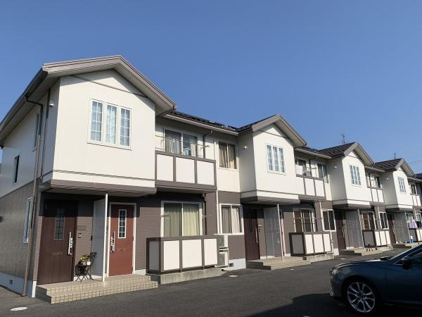 クレール六反　６棟の外観