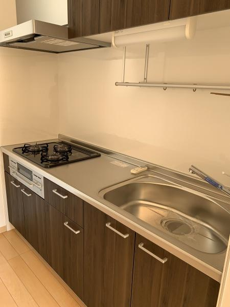 クレール六反　６棟のキッチン