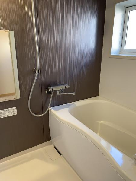 クレール六反　６棟の浴室