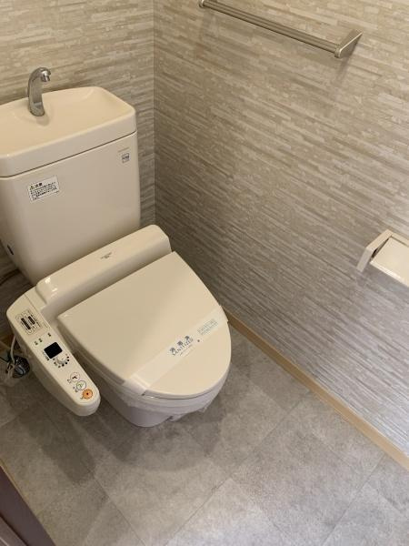 クレール六反　６棟のトイレ