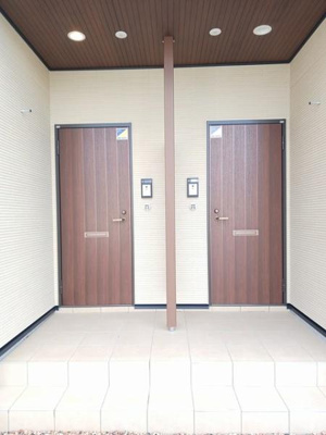 【エントランス】 | ヒカルサ境港外江町ウエスト１