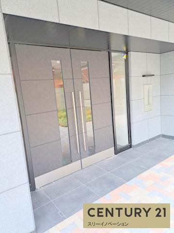 アドバンス大阪カーサのエントランス|★マンション入り口★