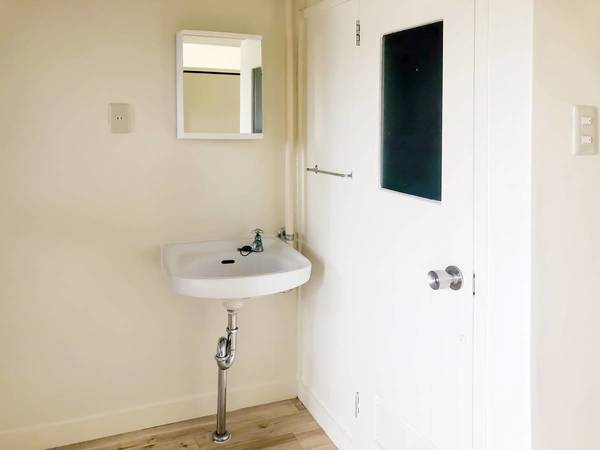 ビレッジハウス願海寺2号棟の洗面所|ビレッジハウスの同一物件・同一タイプの間取りの写真です