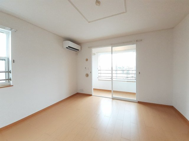 インフィニティーＣの居間・リビング|リビングです