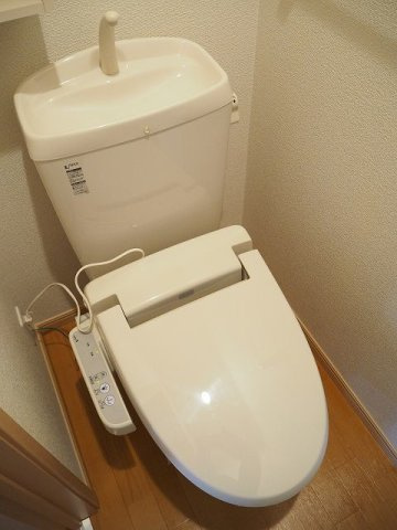 Ｉ・Ｔ　Ｉ棟のトイレ|落ち着いた色調のトイレです
