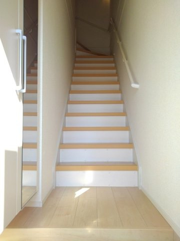 シャンティⅡＢの玄関|収納もある玄関です