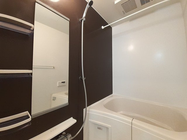 リブレ本郷Ⅱの浴室|ゆったり過ごせるお風呂です