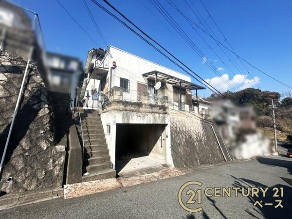 北葛城郡王寺町本町３丁目　一戸建