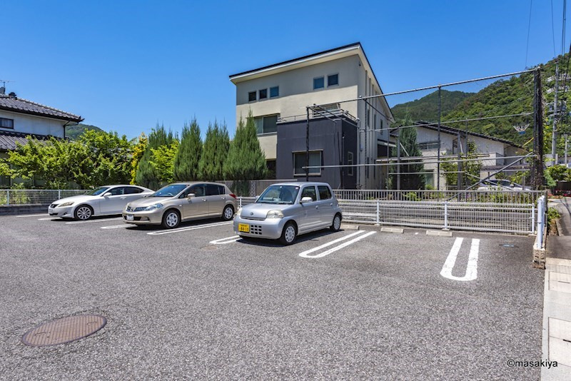 ジューエルの駐車場|駐車場