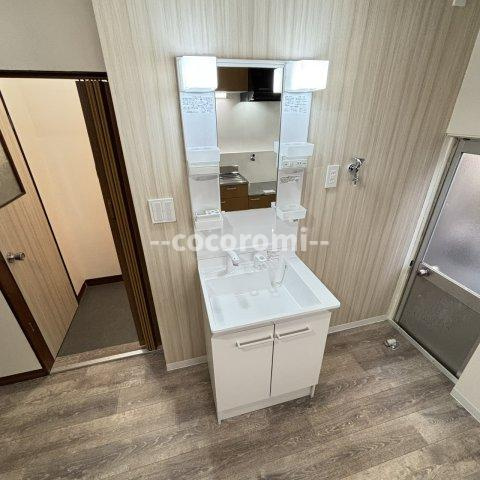 滝井西3丁目貸家の洗面所