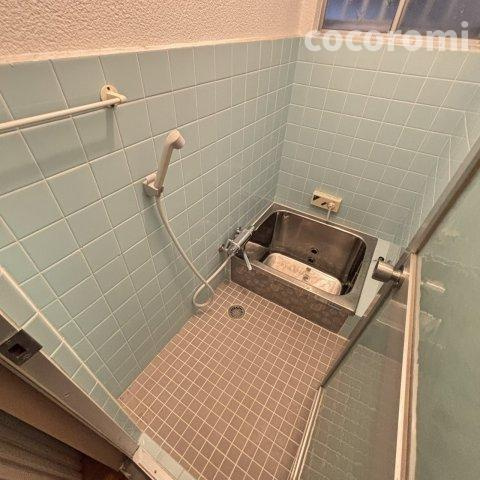 茄子作東車庫付き戸建の浴室